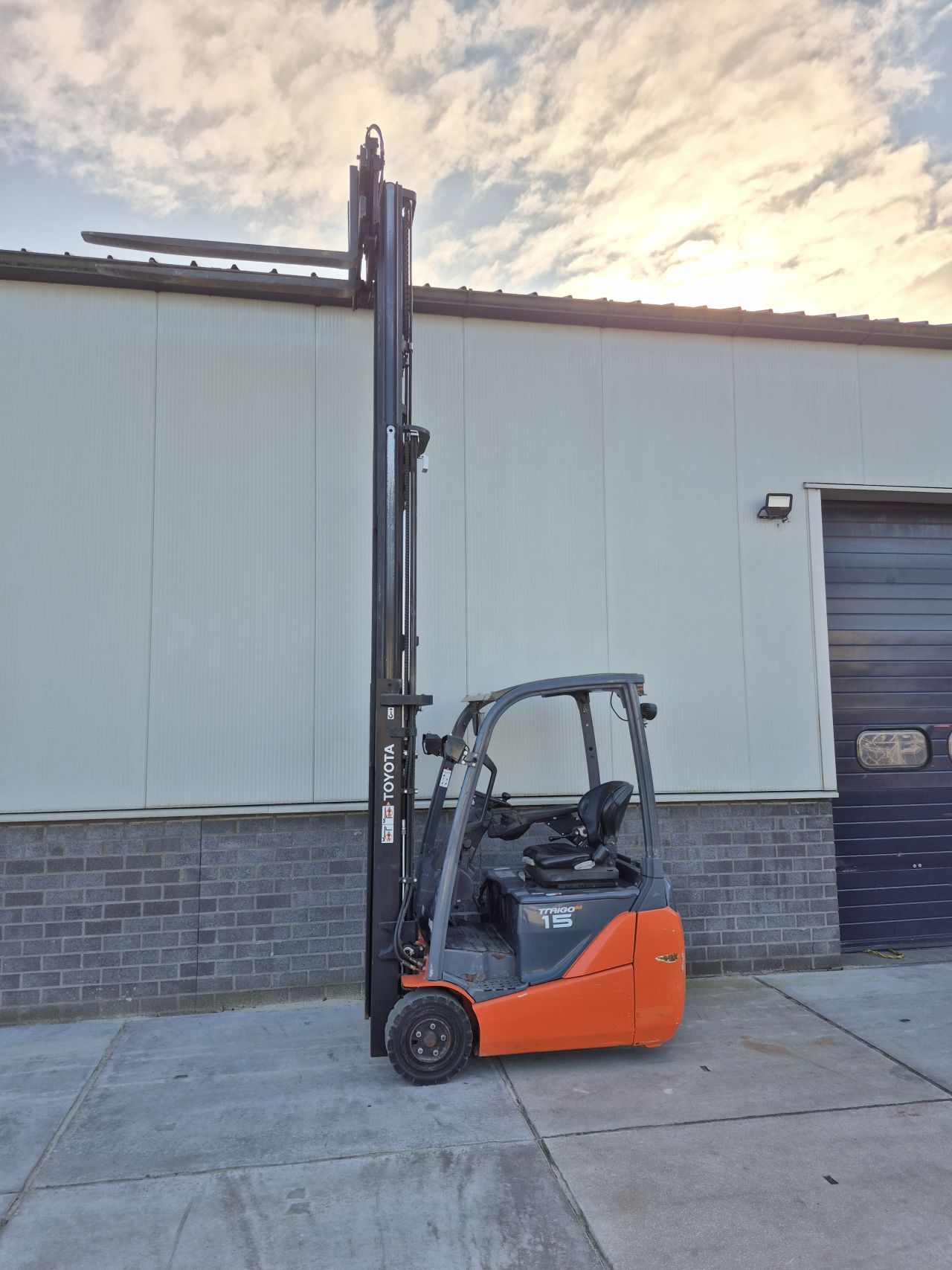 Toyota 8FBET15 triplex sideshift 6381 uur bj 2013