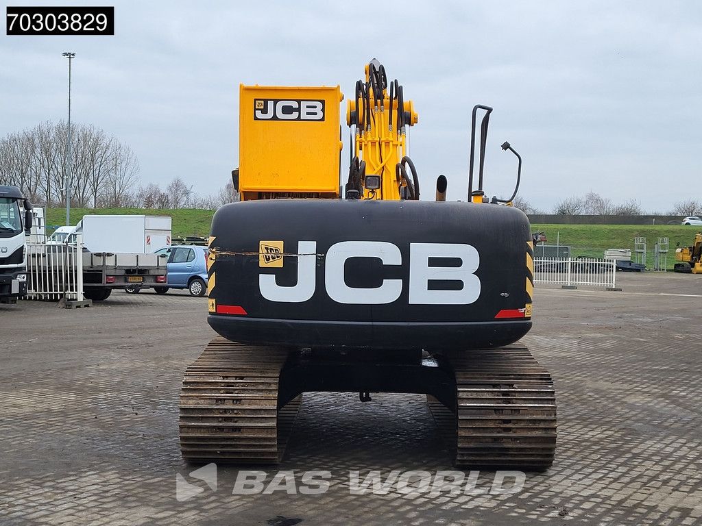 JCB JS145 L C Lift Cabin