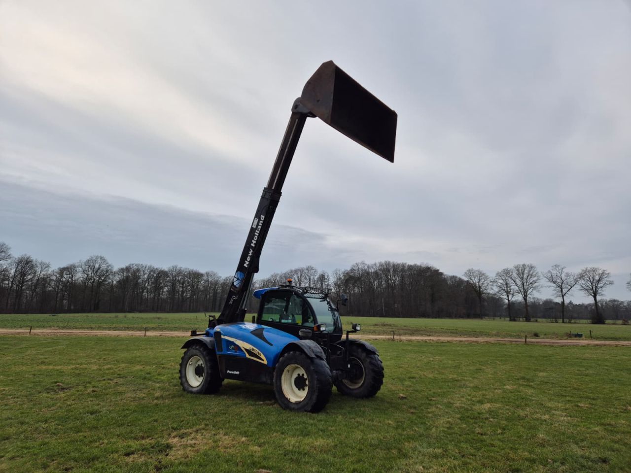 New Holland LM 5040 verreiker