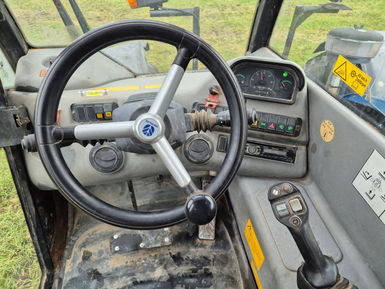 New Holland LM 5040 verreiker