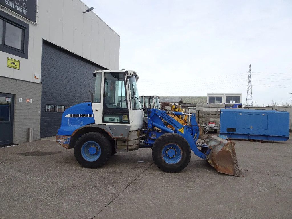 Liebherr L506S