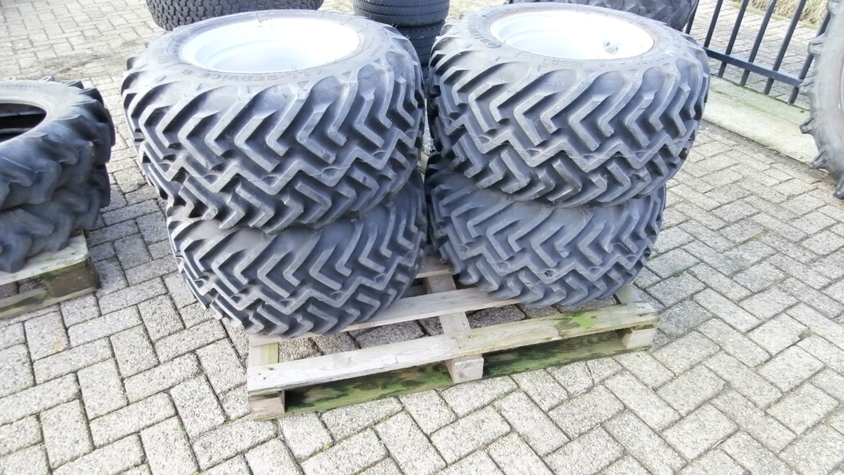 Tegelrieken,puinbak, Jip, sneeuwschuif, Schaffer,Thaler,stropr