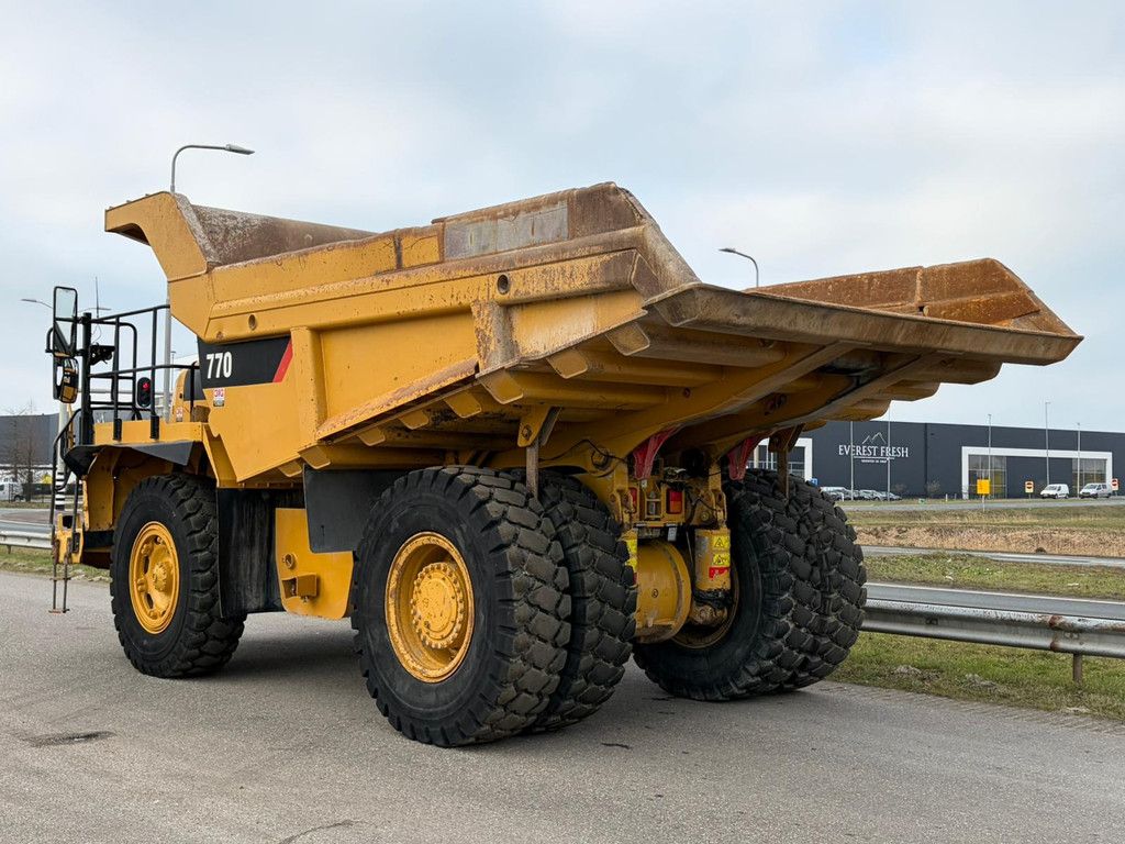 Caterpillar 770