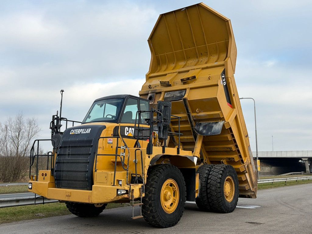 Caterpillar 770