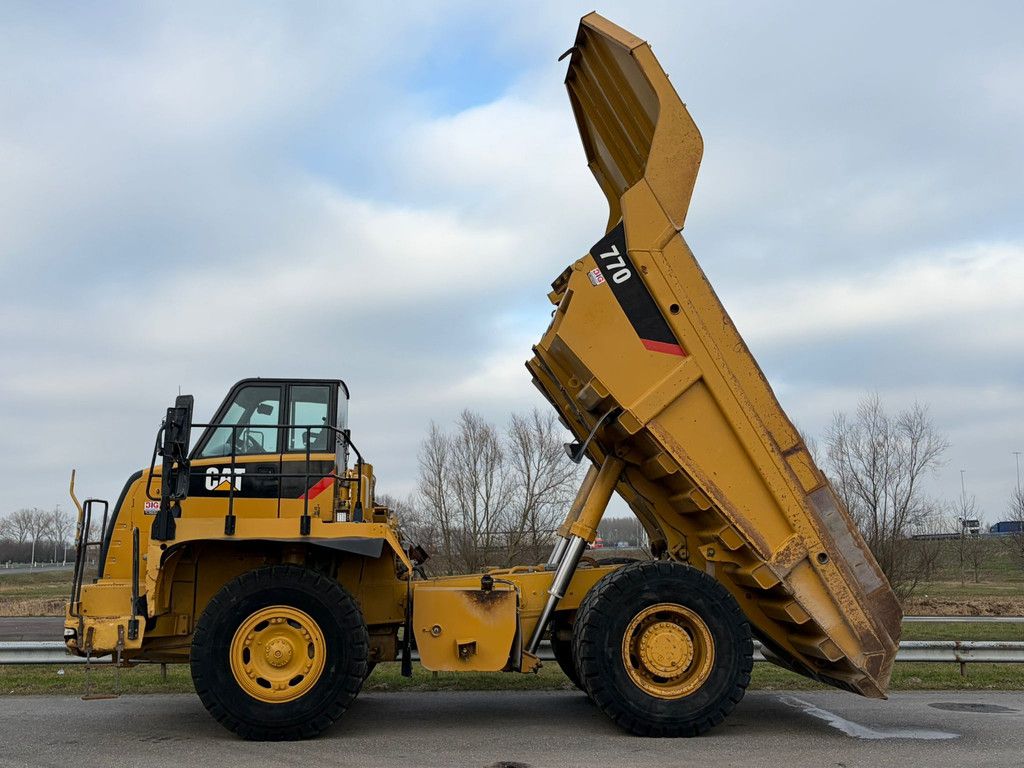 Caterpillar 770
