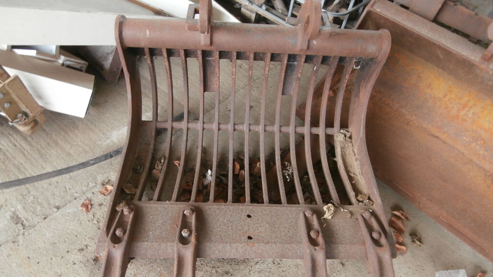 Div puinbakken CW 10, Breedte 80-100-120 cm hoog 65-75