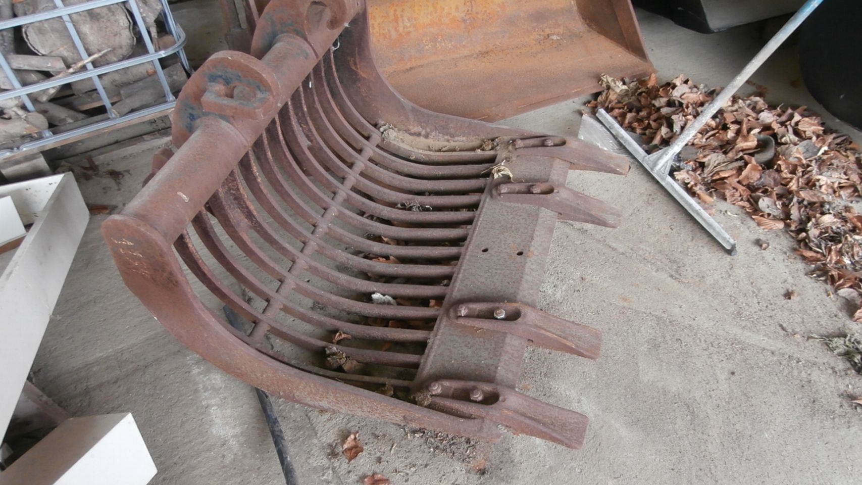 Div puinbakken CW 10, Breedte 80-100-120 cm hoog 65-75