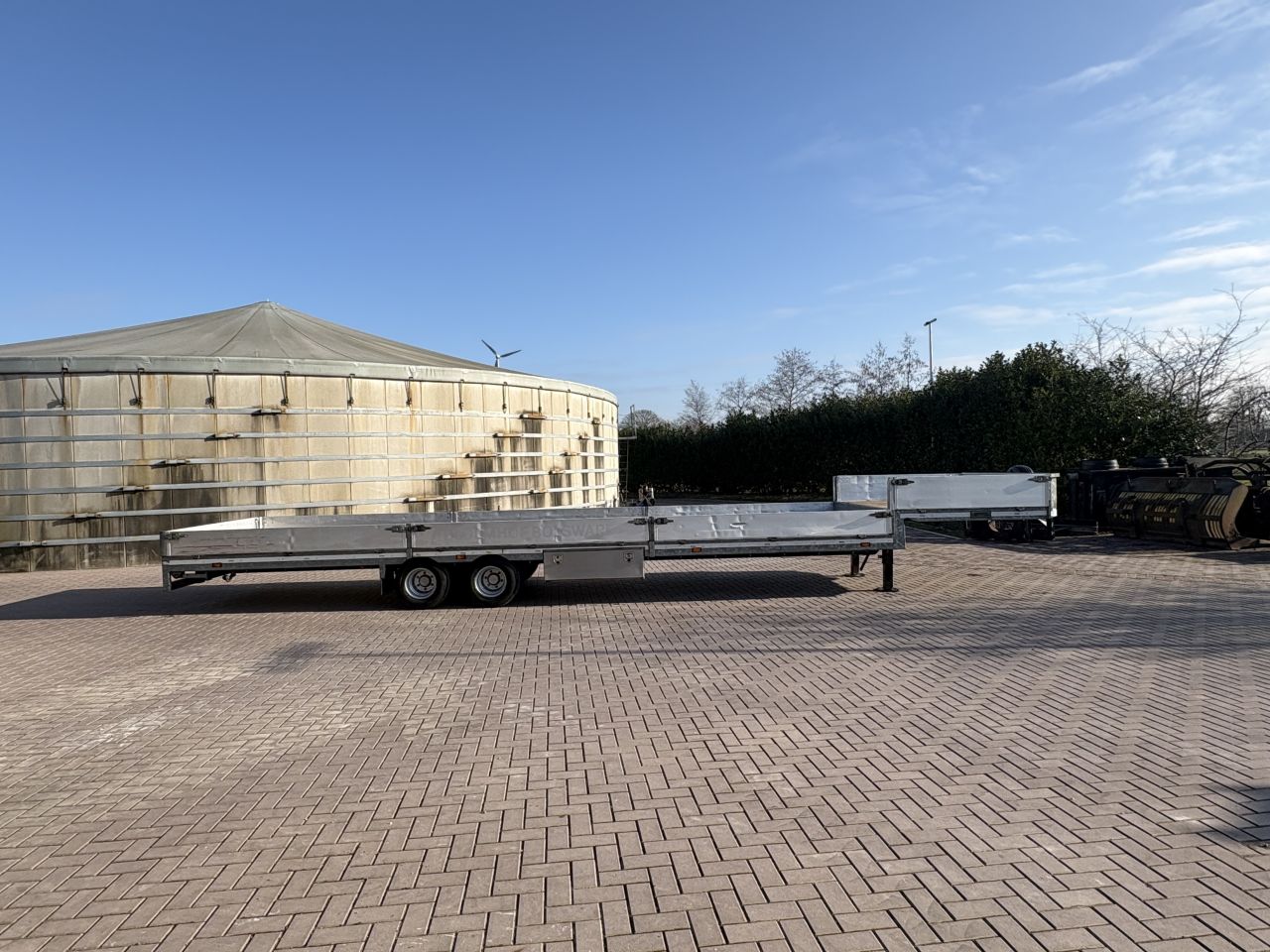 Be oplegger Veldhuizen semi dieplader BREED 240 CM 9.7 ton (2018