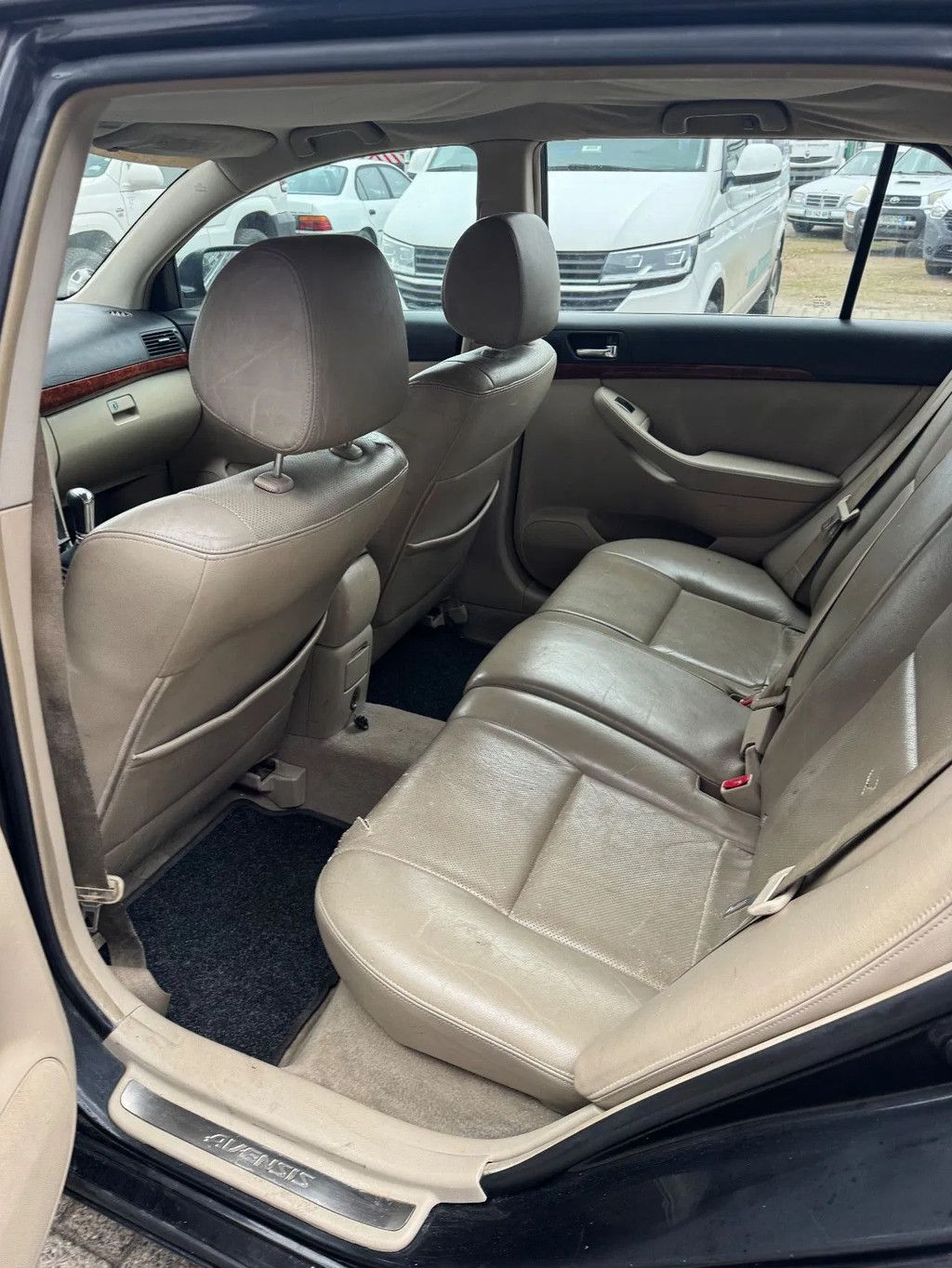 Toyota Avensis **2LITER-LEATHER-AC**