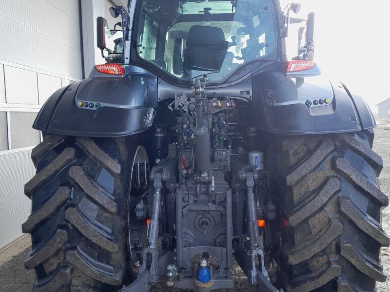 Valtra Q305