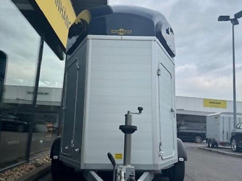 Humbaur Xanthos 2 Pferde Alu Sattelkammer 2,4t. 1.Hand