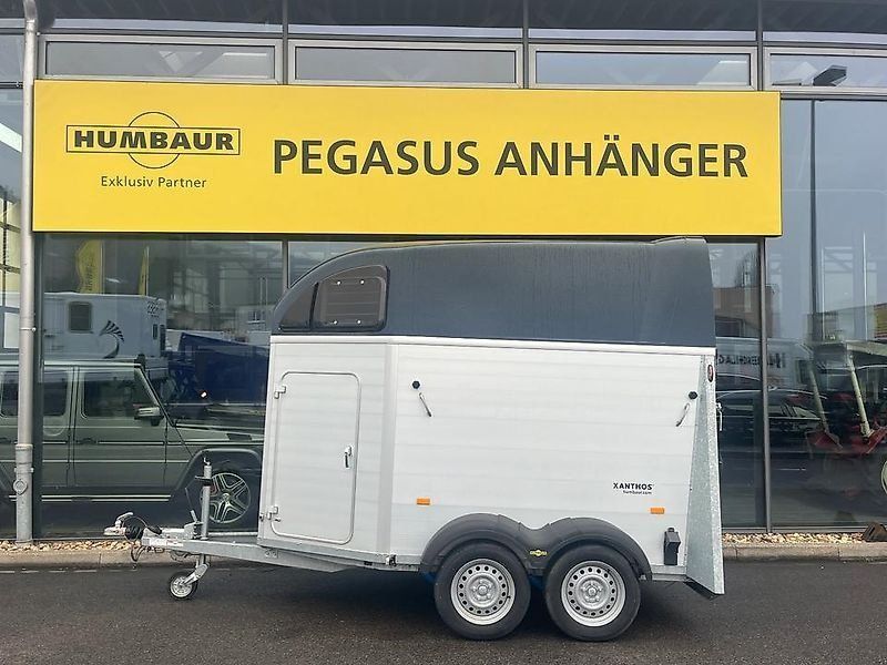 Humbaur Xanthos 2 Pferde 1. Hand Alu 2,4t. TOP