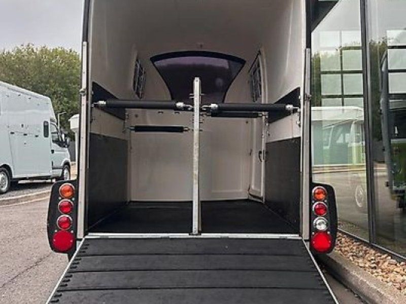 Humbaur Maximus Pferde Vollpoly,Aluboden 2,7to