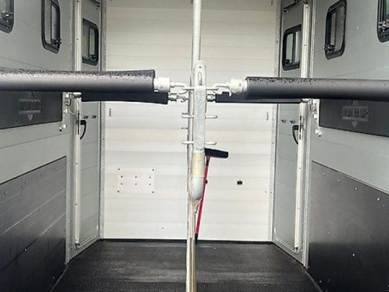 Humbaur Notos Xtra UP 2-Pferde 2,7t Sonderausstattung TOP