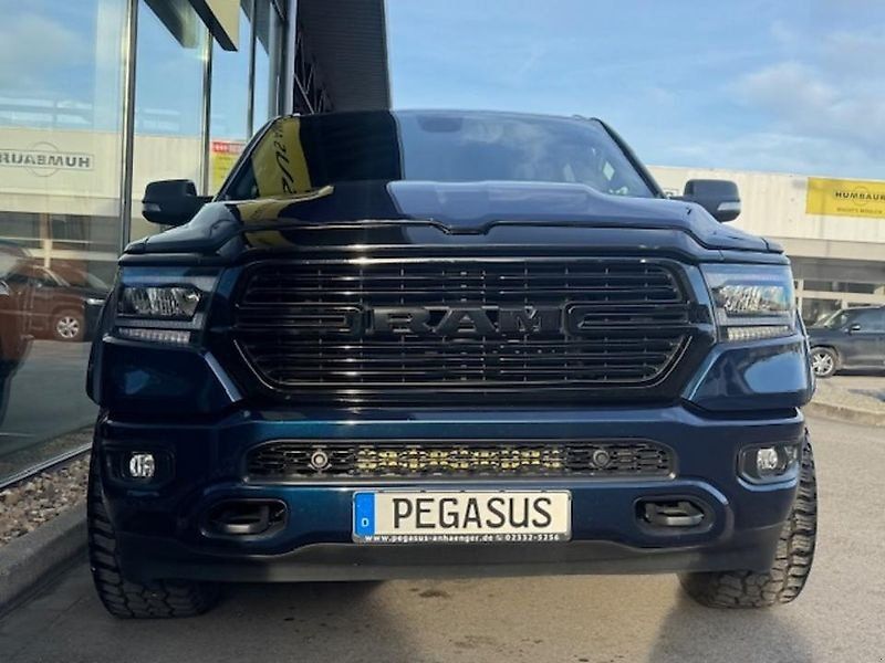 Dodge RAM 1500 BIG HORN Crew Cab Cargo Box 4x4 Pickup Body Kit