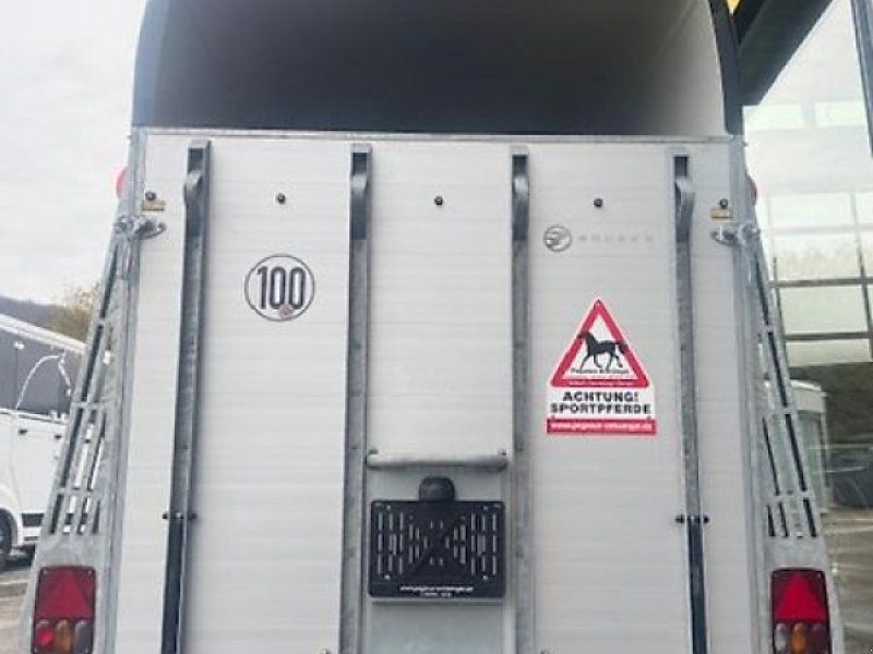 Bücker  Careliner Alu 2-Pferde Sattelkammer 2,4t.