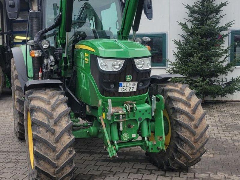 John Deere 6125R