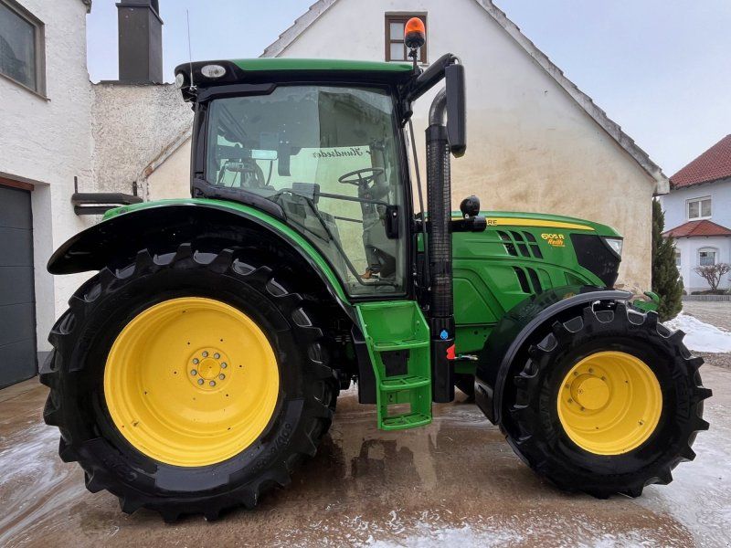 John Deere 6105R
