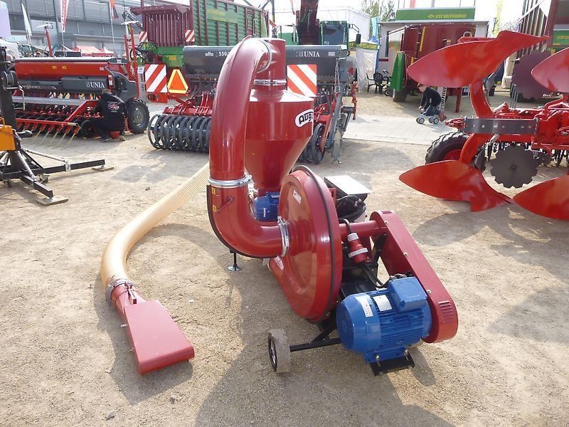 POM Augustów T 207/1 Saug-Druck-Gebläse bis 9,5 to/h