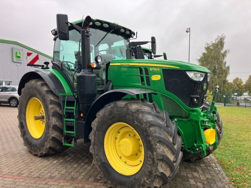 John Deere 6250R mit FKH/ FZW/ CommandPro