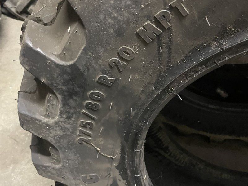 Continental 275/80R20