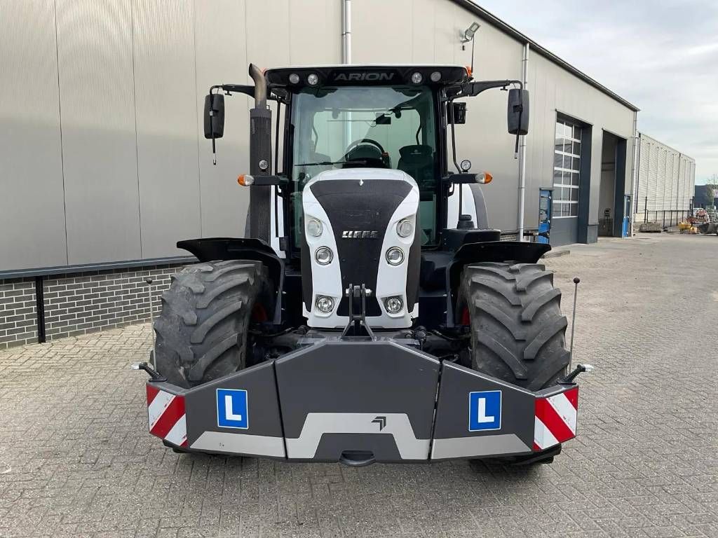 CLAAS Arion 630 Cmatic