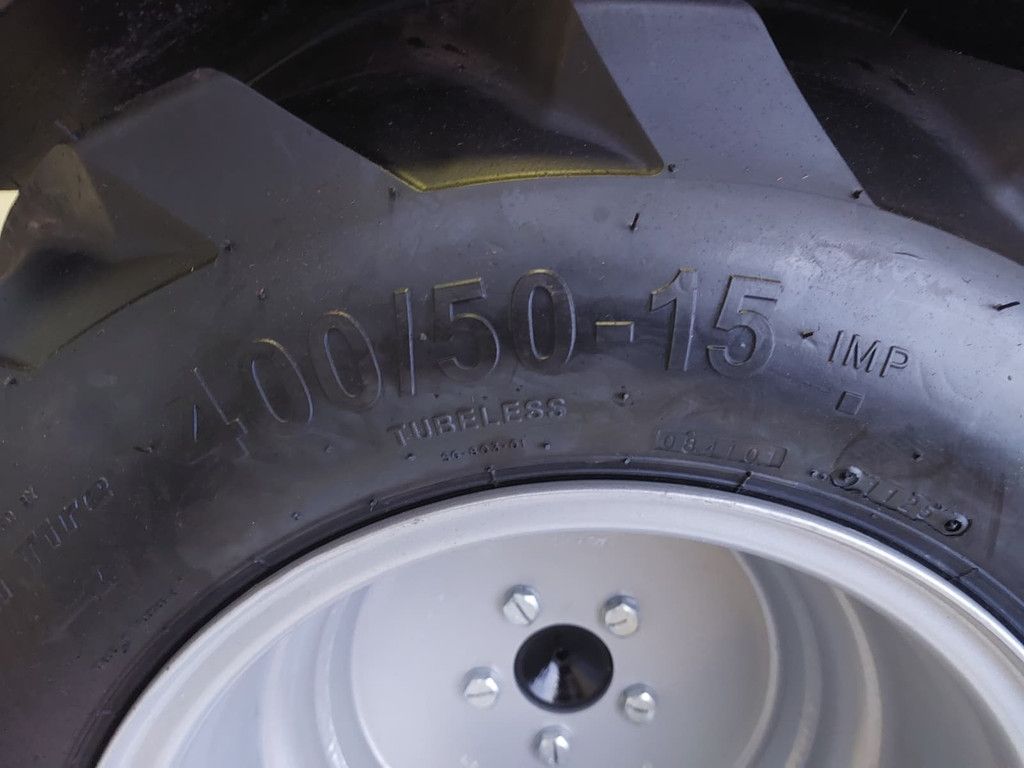 Weidemann 1260 LP Shovel