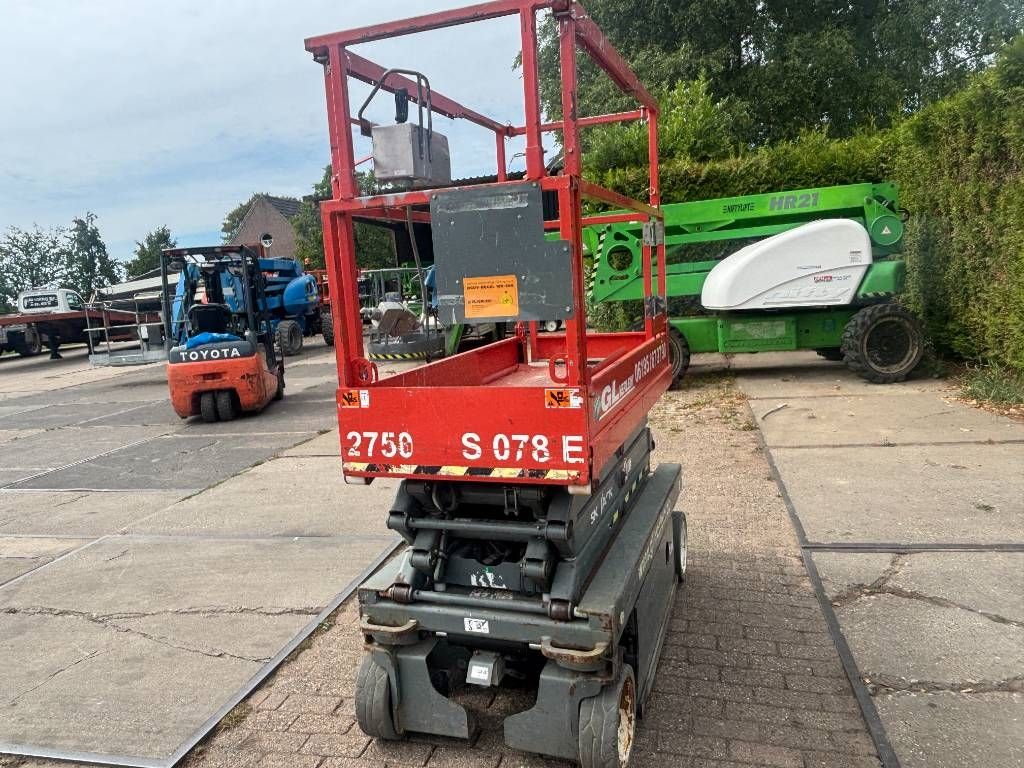 SkyJack SJ3219 schaarhoogwerker 8m hoogwerker