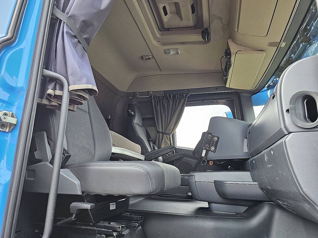 SCANIA R580 v8 6x2*4 hiab162es-3