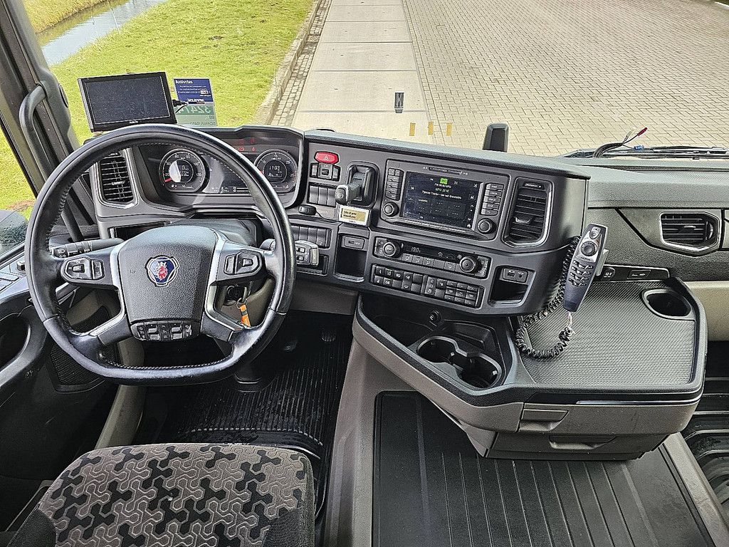 SCANIA R450