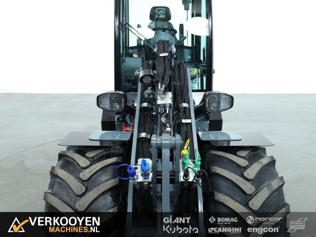 2026 Giant G2700 X-tra HD+ (Cabine) VK10497