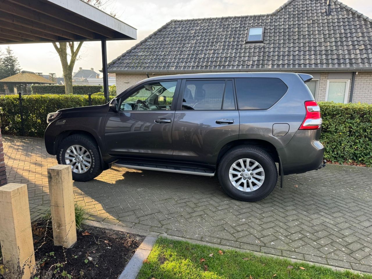 Toyota Land cruiser BE grijskenteken