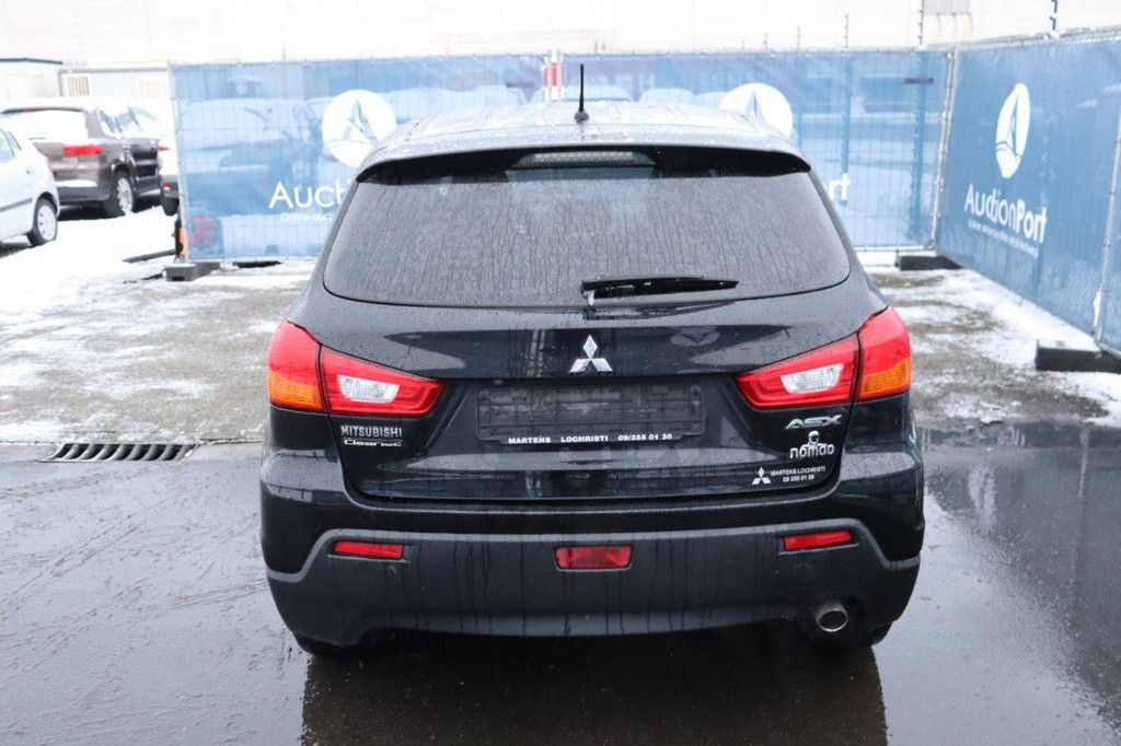 SUV Mitsubishi ASX Nomad Petrol 113hp 2013 (Margin)