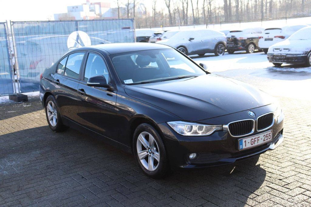 Pkw BMW 318d Diesel 143 PS 2013 (Marge)