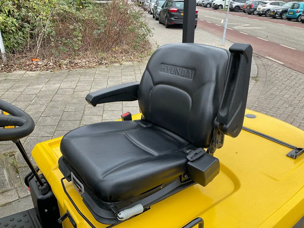 Hyundai HBF32-7 2900KG 4.50METER HEFTRUCK