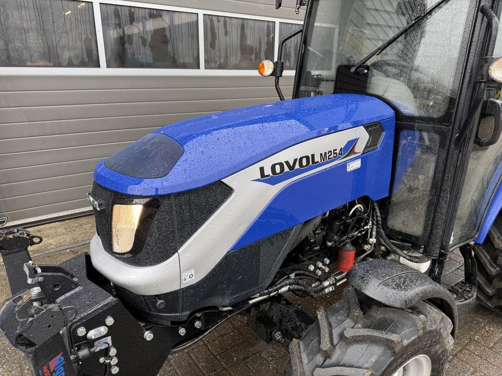 Lovol M254 4WD tractor met cabine / fronthef DEMO 2026 33 uur