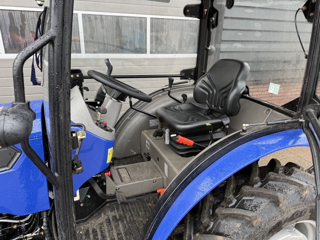 Lovol M254 4WD tractor met cabine / fronthef DEMO 2026 33 uur