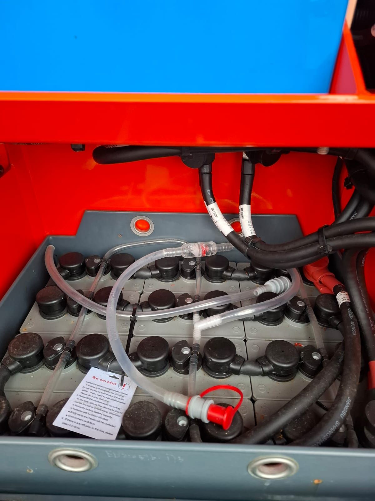 DINGLI Scissor Lift - Compact & Efficient for indoor and outdoor