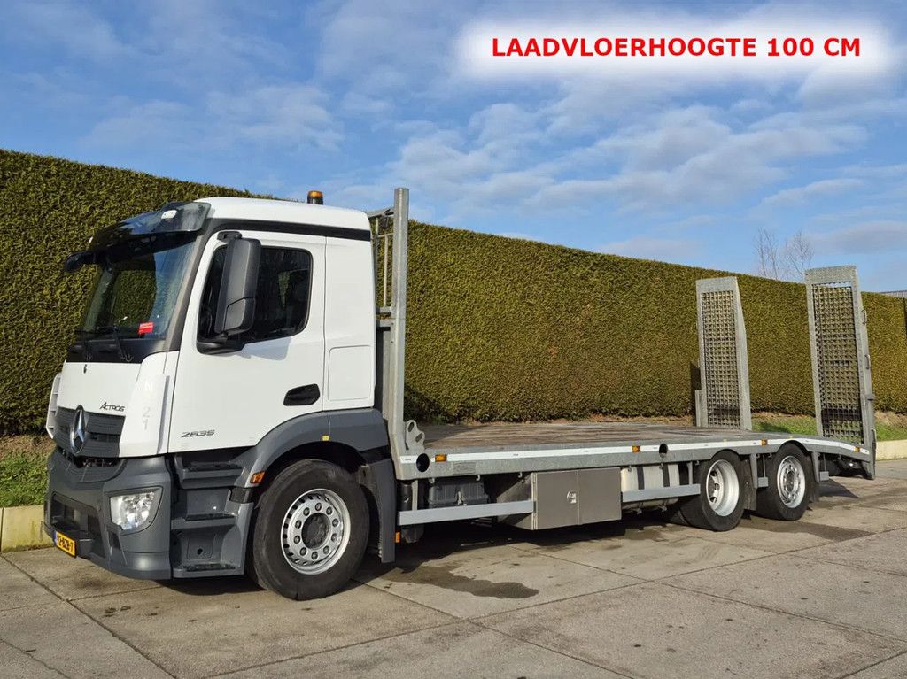 Mercedes-Benz 29,0-tons Oprij Actros 7,8 m. Veldhuizen