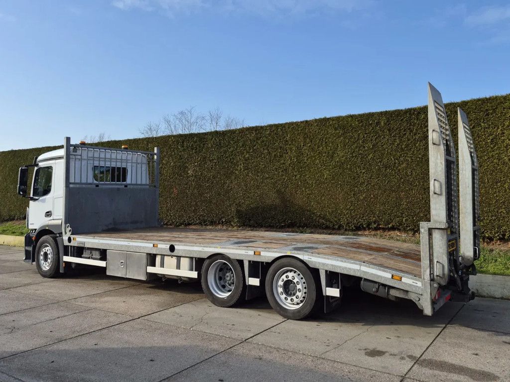 Mercedes-Benz 29,0-tons Oprij Actros 7,8 m. Veldhuizen
