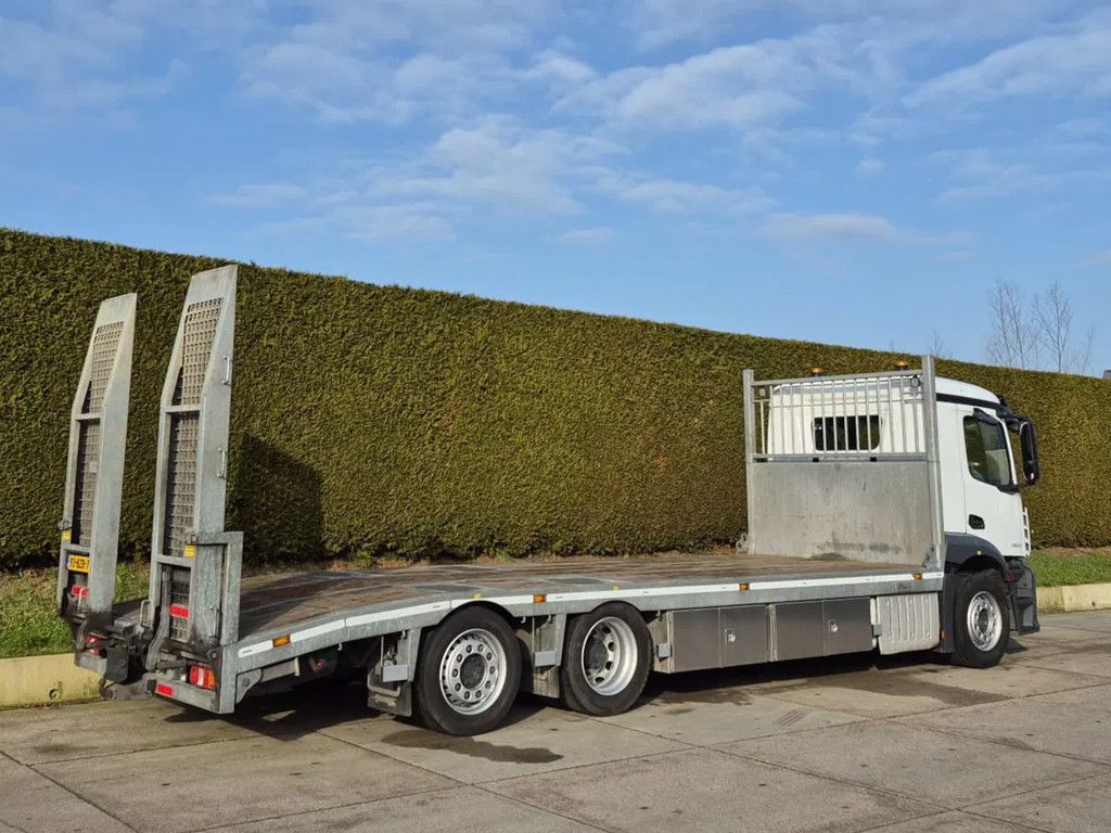 Mercedes-Benz 29,0-tons Oprij Actros 7,8 m. Veldhuizen