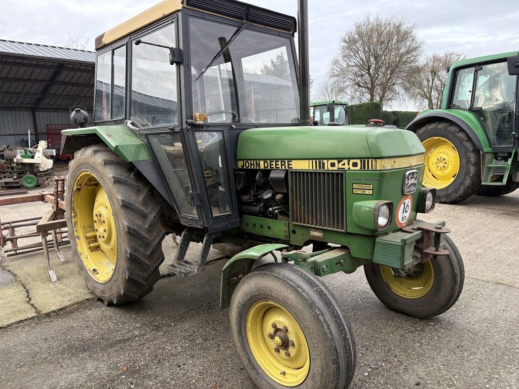 John Deere 1040