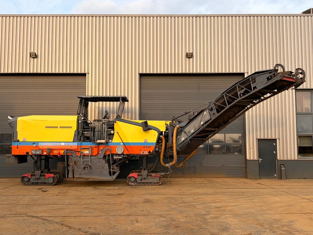 Wirtgen W210i