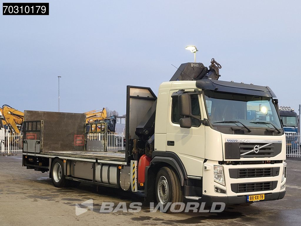 Volvo FM 330 4X2 NL-Truck HMF 1500 K3 Crane ADR 1500kg Ladebordwand EEV
