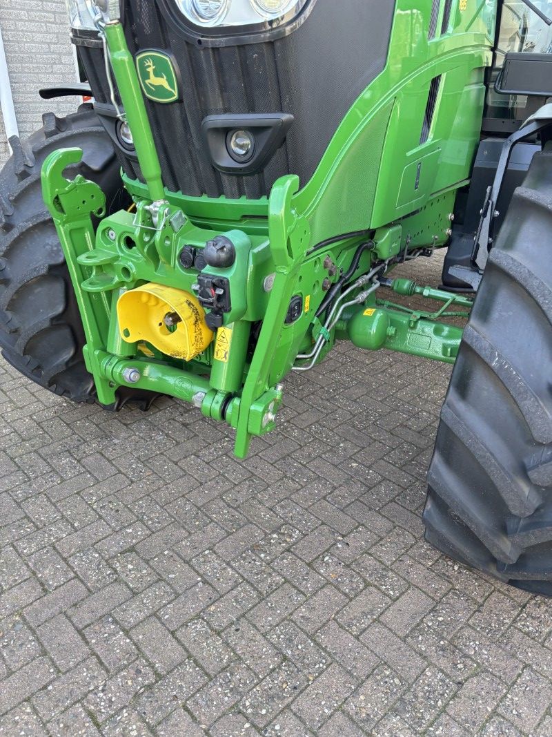 John Deere 6R185