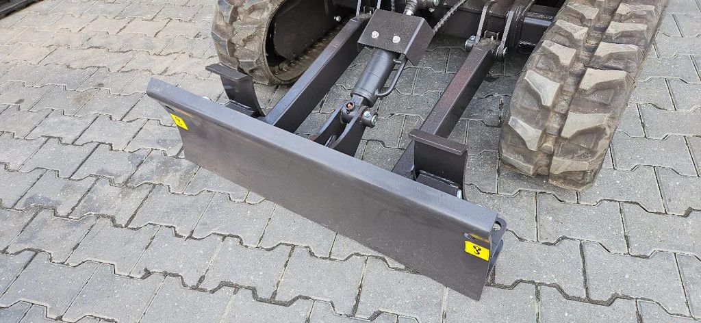 Rhinoceros Kubota XN20 B EN XN 25