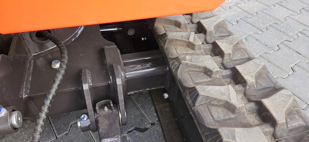 Rhinoceros Kubota XN20 B EN XN 25