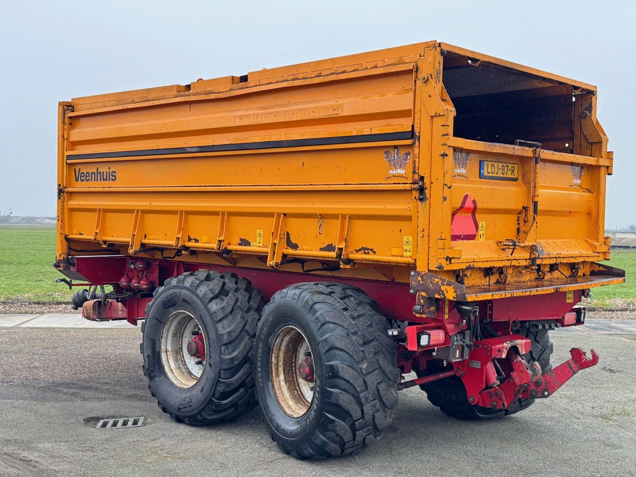 Veenhuis 3-zijdig kiepende kipper - 14m3