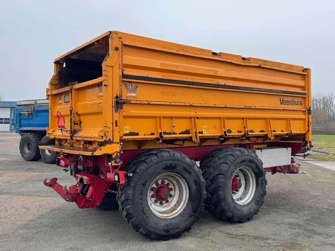 Veenhuis 3-zijdig kiepende kipper - 14m3