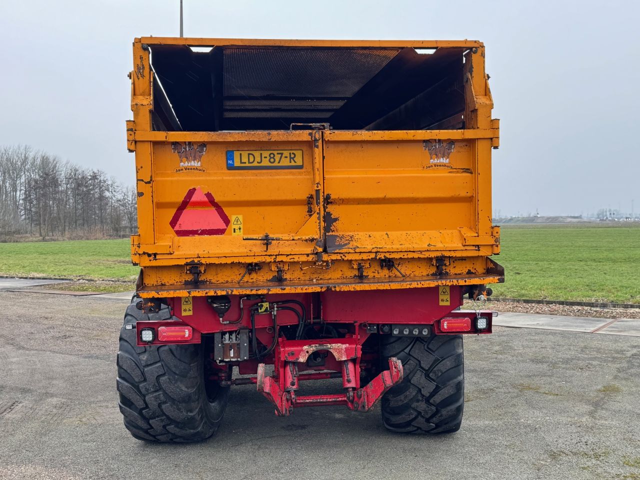 Veenhuis 3-zijdig kiepende kipper - 14m3